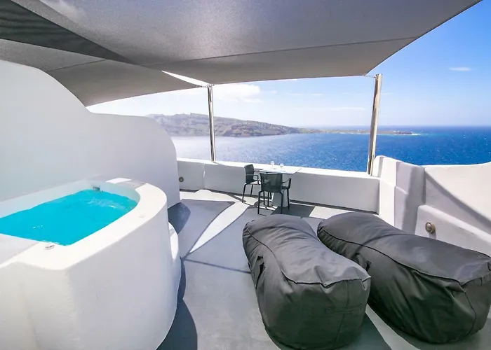 Theodora Suites (Adults Only)