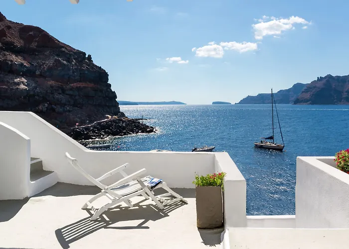 Central hotel: Amoudi Villas